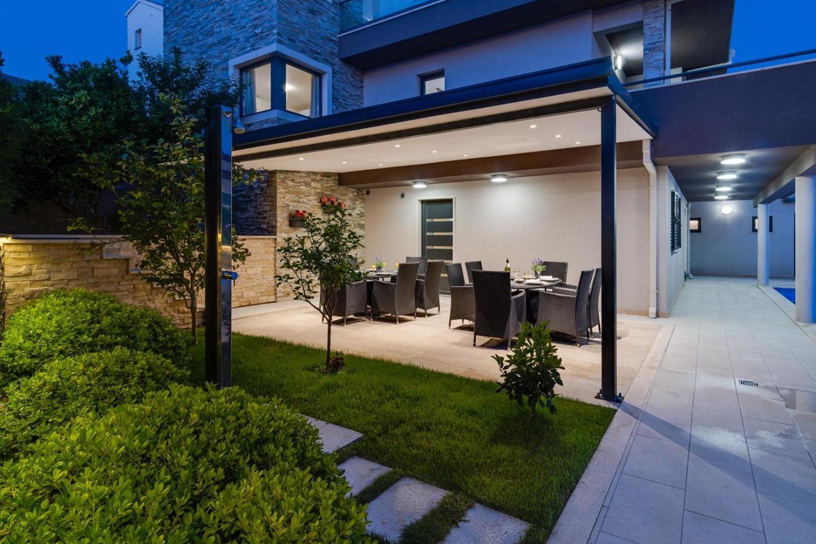 Luxury Villa Lucas With Heated Pool, Whirlpool, Sauna, 14 Pax Podstrana Exterior foto