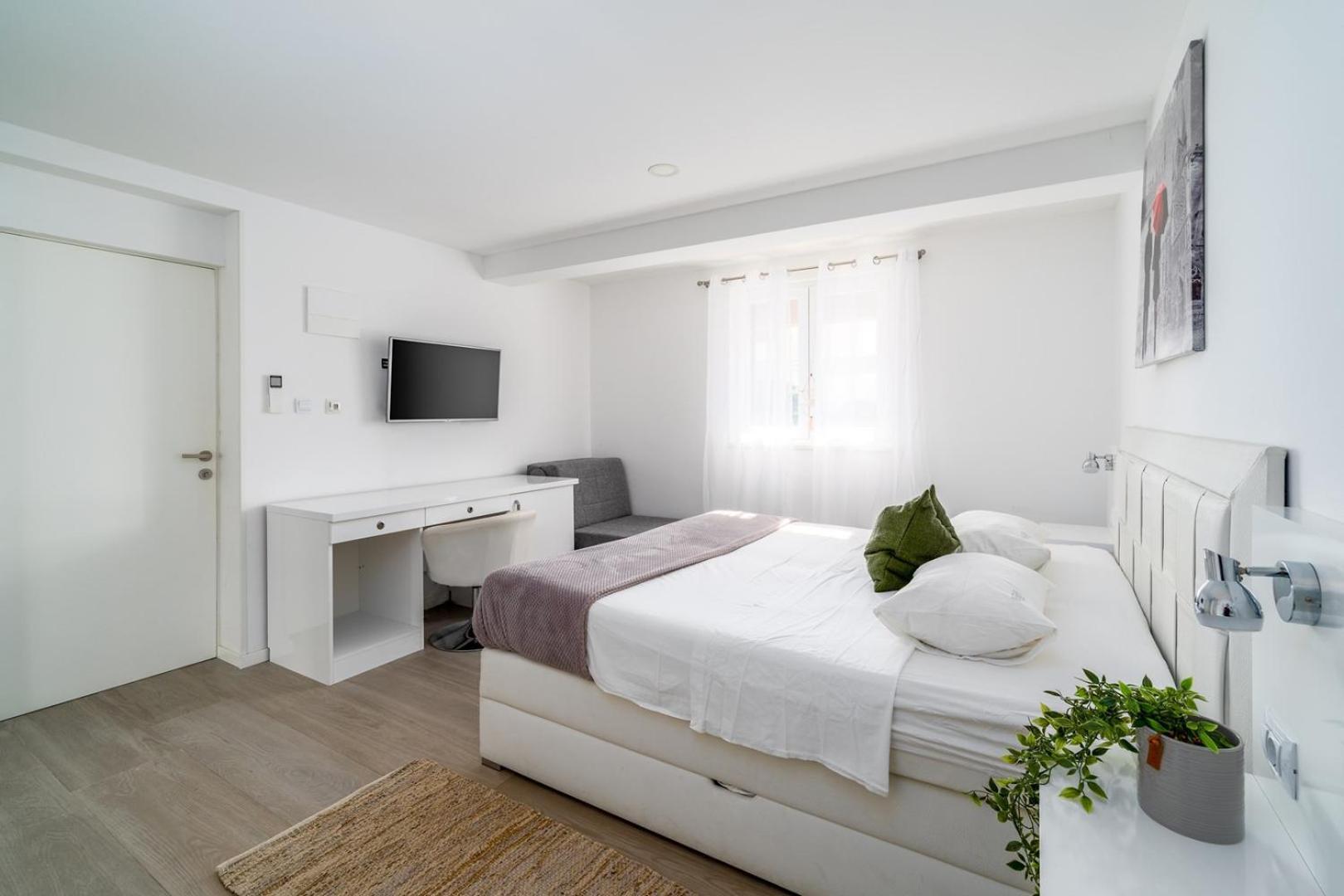 Luxury Villa Lucas With Heated Pool, Whirlpool, Sauna, 14 Pax Podstrana Exterior foto